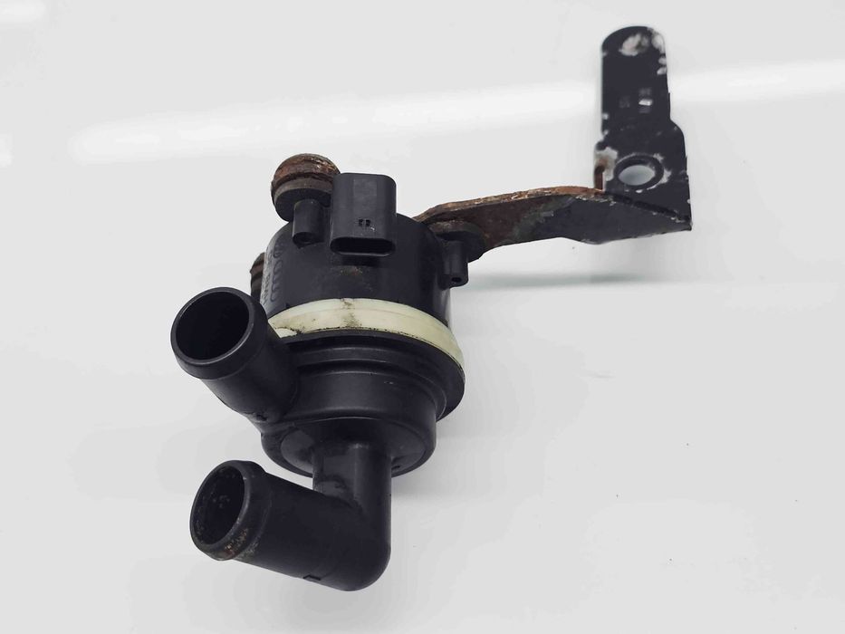 Pompa recirculare apa Volkswagen Polo (6R) [Fabr 2009-2016] 5N0965561