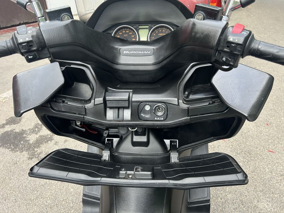 Suzuki Burgman 400