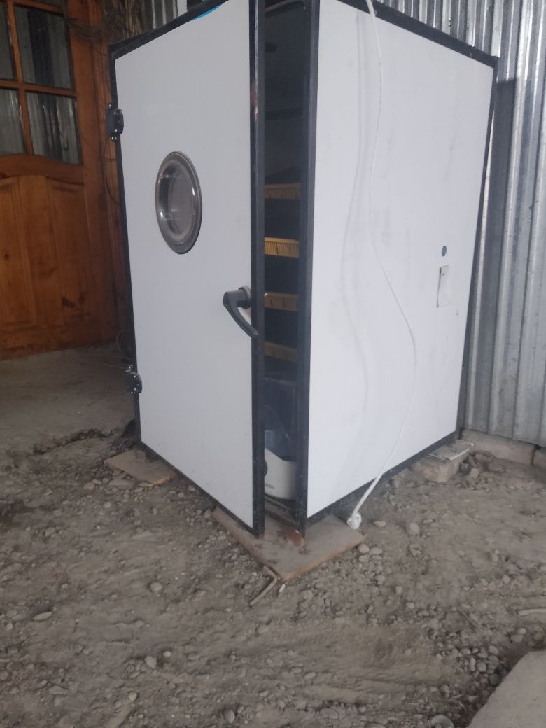 Inkubatr 500 talik
