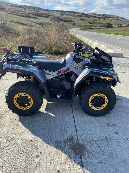 Can am outlander 800R XTP