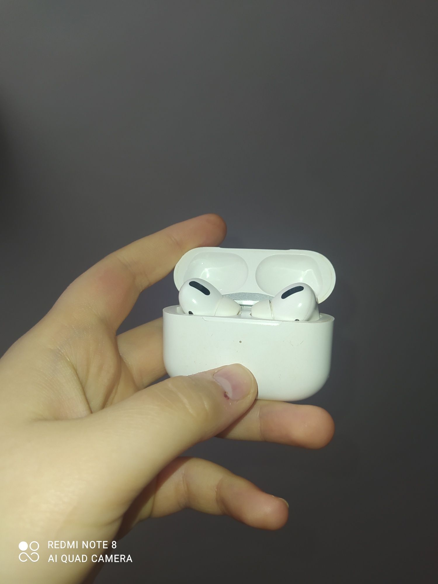 Продам наушники air pods 3