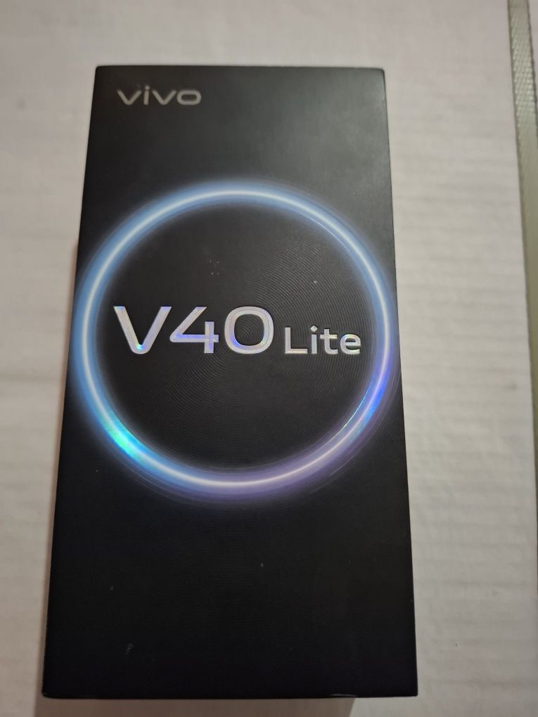 Vivo V 40 lite 8/256