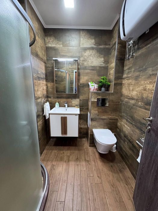 Дава се под наем Двустаен апартамент в Пловдив, Младежки Хълм - 65 кв.м за 725 € - Снимка #6