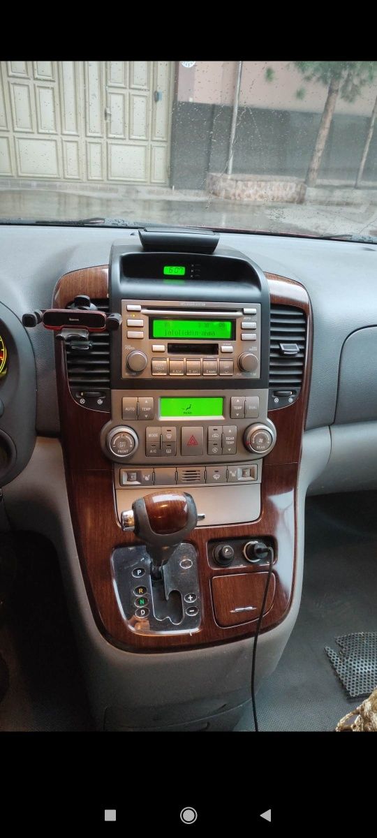 Продается Киа карнивал год выпуска автомобиля 2006