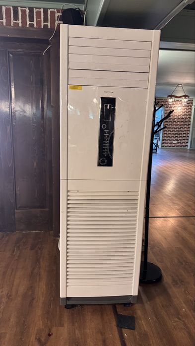 Vand 3 buc aer conditionat coloana , model NordStar