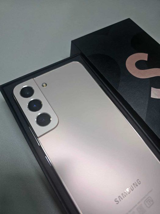 Samsung Galaxy S22 256 gb (отеген титова 45) лот: 804178