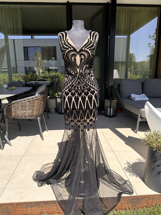 Rochie cu pietre eleganta