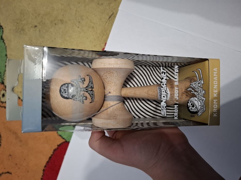 Kendama Krom x Jody Barton Zoggy n' Moggy