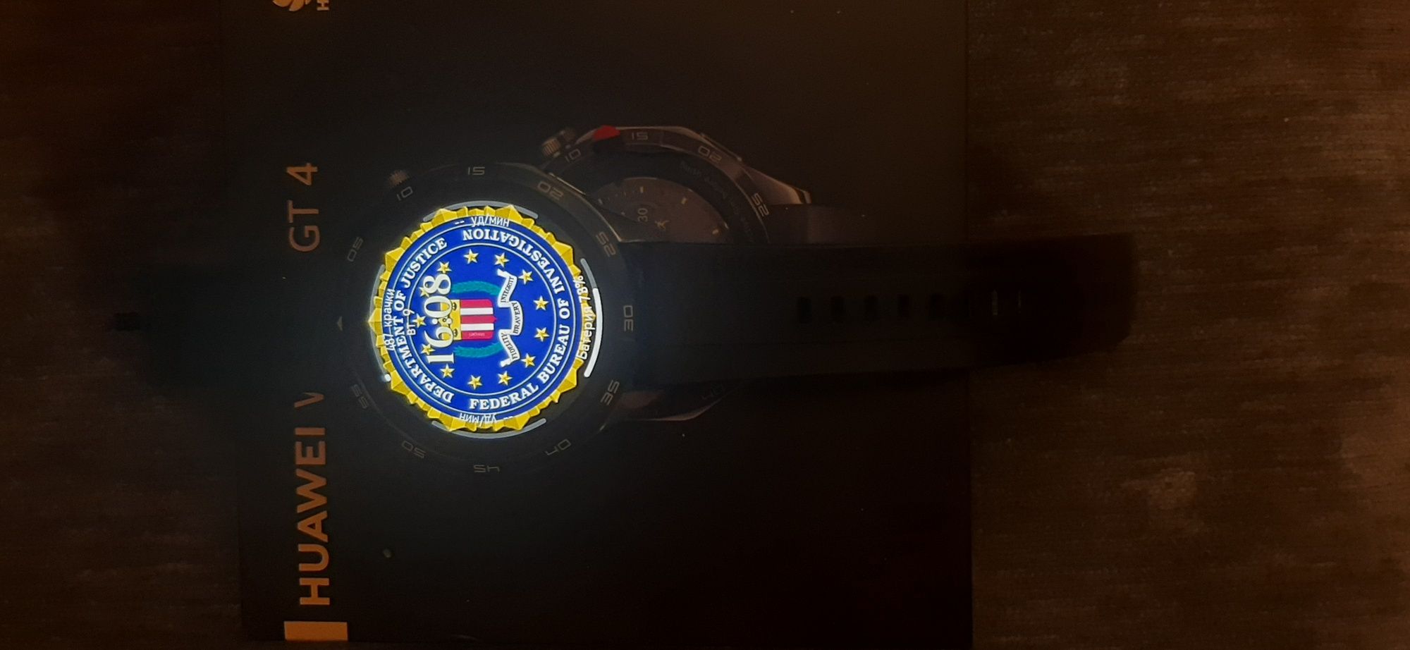 Huawei watch gt4 със зарядно