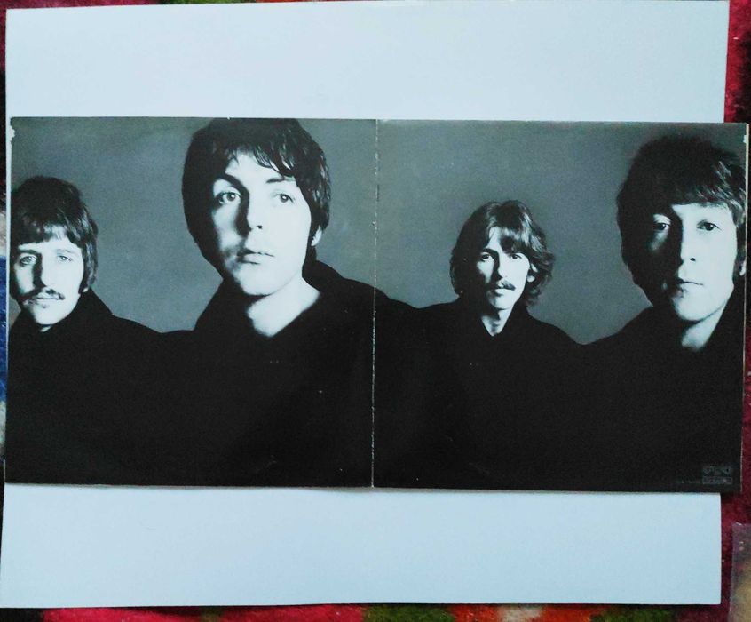Beatles грамофонни плочи John Lennon George Harrison Paul McCartney