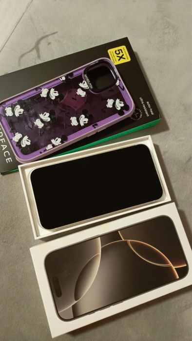 Vand Iphone 13 folosit foarte putin !