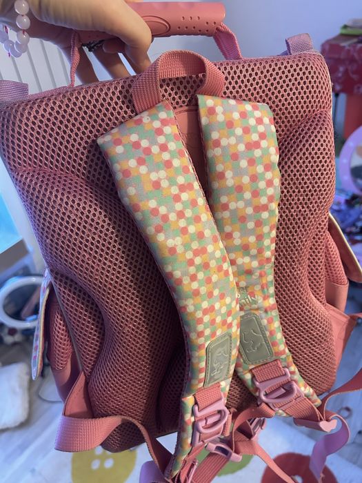 Ghiozdan fetite roz cu inima Tyger