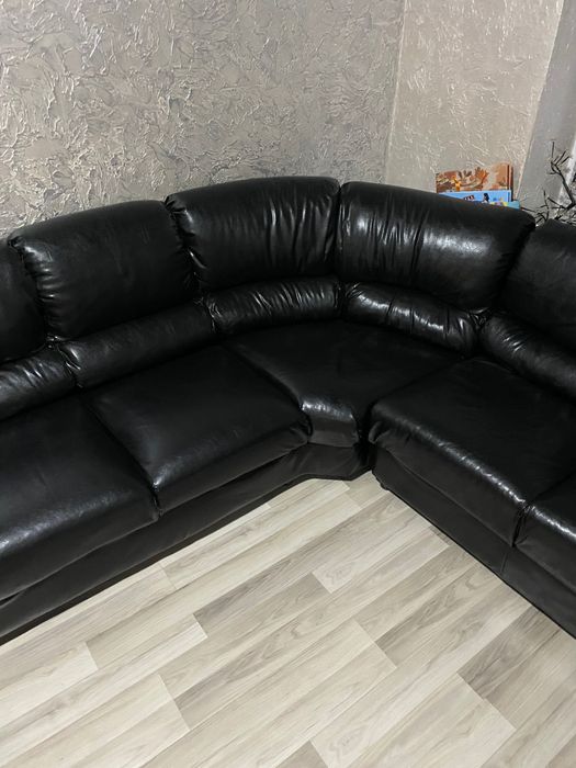 Двойно ъглов диван