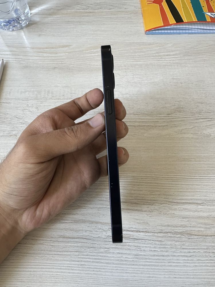 iPhone 12  128 GB