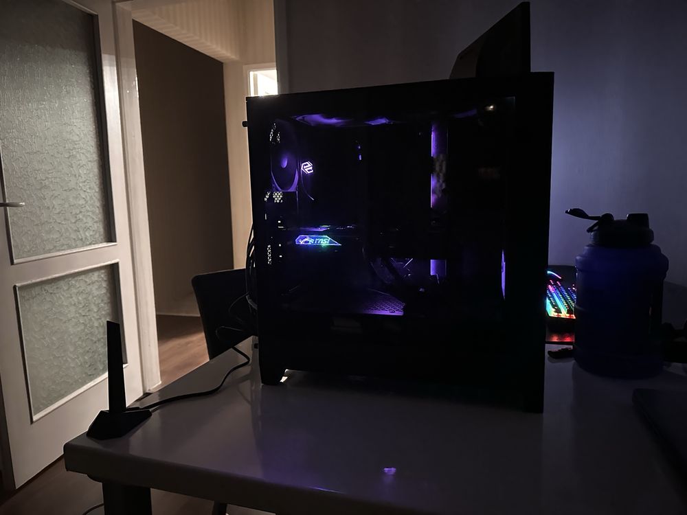 Gaming PC - Ryzen 9 5900x, MSI RTX 4070, 32GB RAM, 3TB Storage