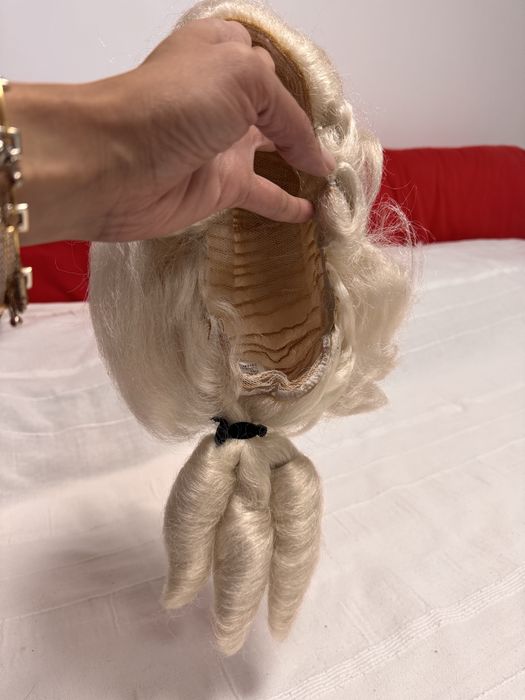 Perucǎ noua de epocă bărbați