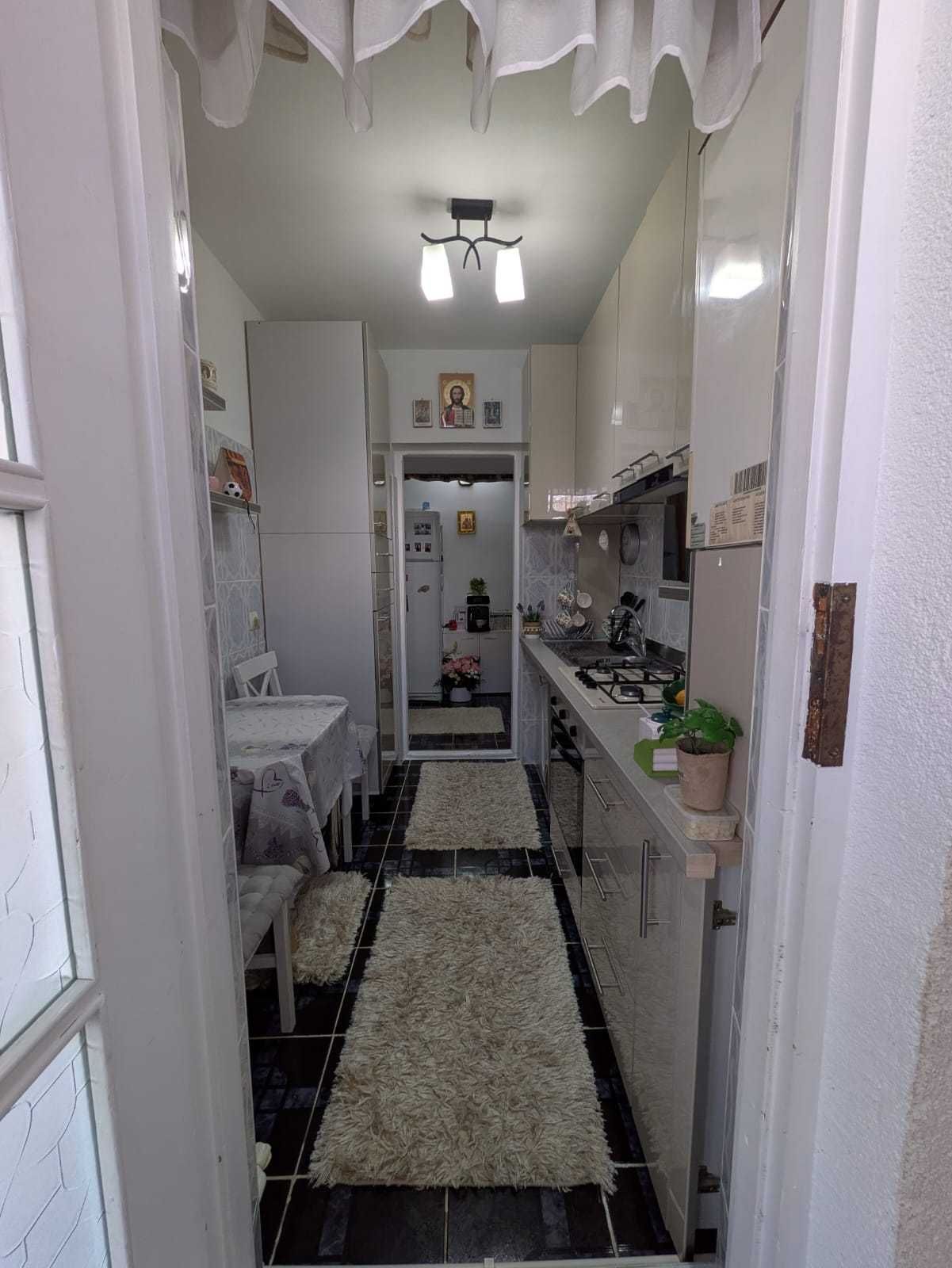 Apartament cu 3 camere, Falticeni, strada 1 Mai