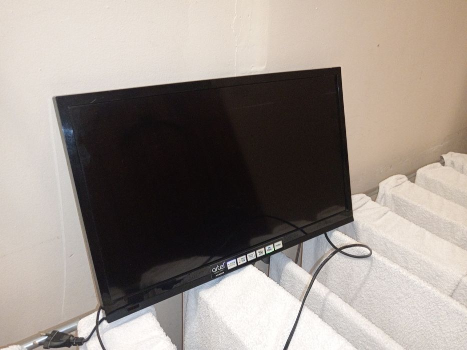 Телевизор продаётся