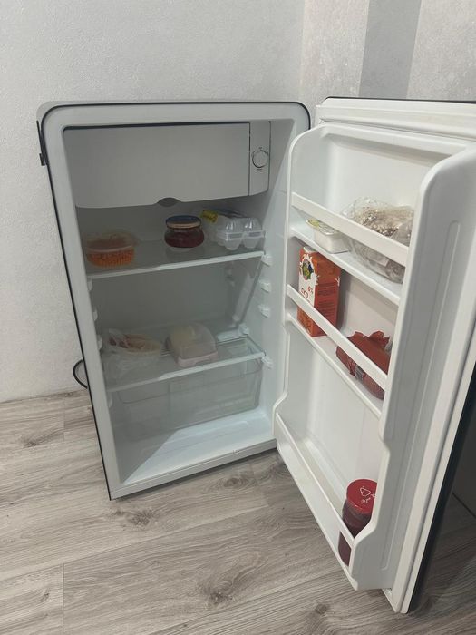 Холодильник сатылады