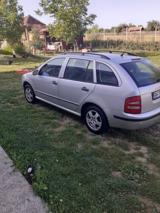Skoda fabia benzina