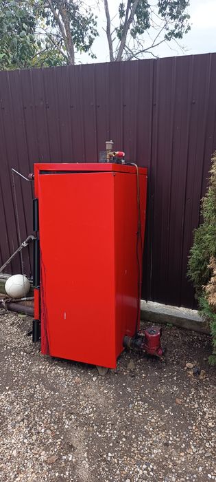 Centrala 35kw cu vas de expansiune si pompa