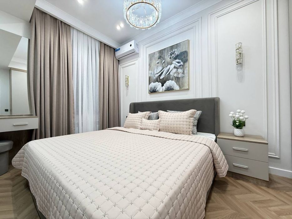 Жк Parisien! Стильная двухяруская квартира 4комнаты 140м2!