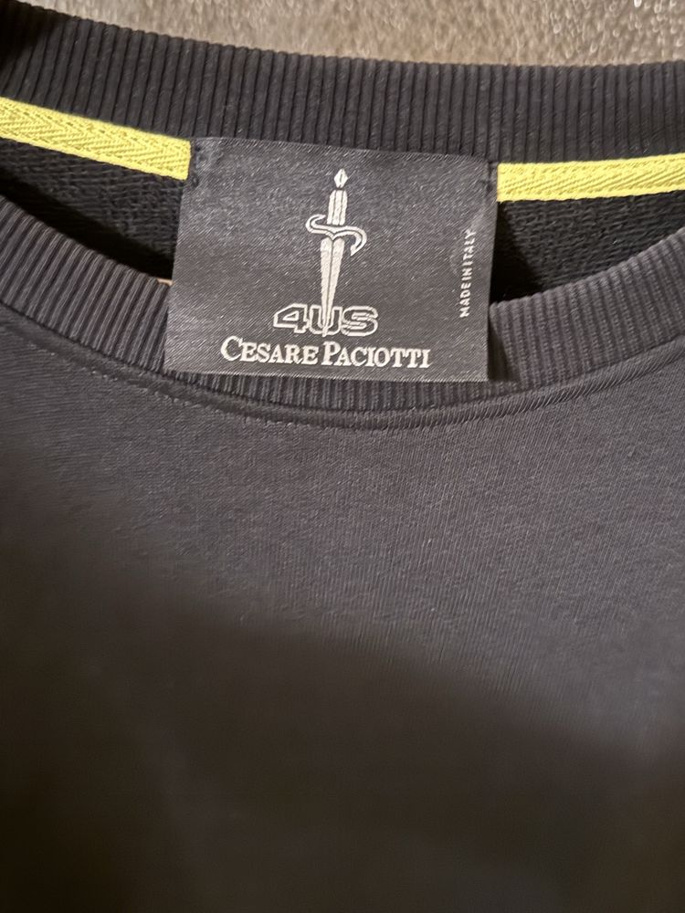 Продавам Блуза  Paciotti/4US