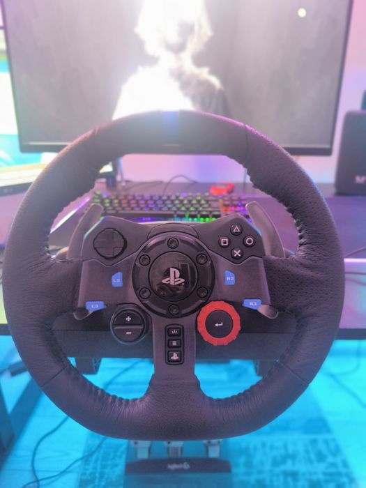 Продавам Logitech G29 с ГАРАНЦИЯ !!