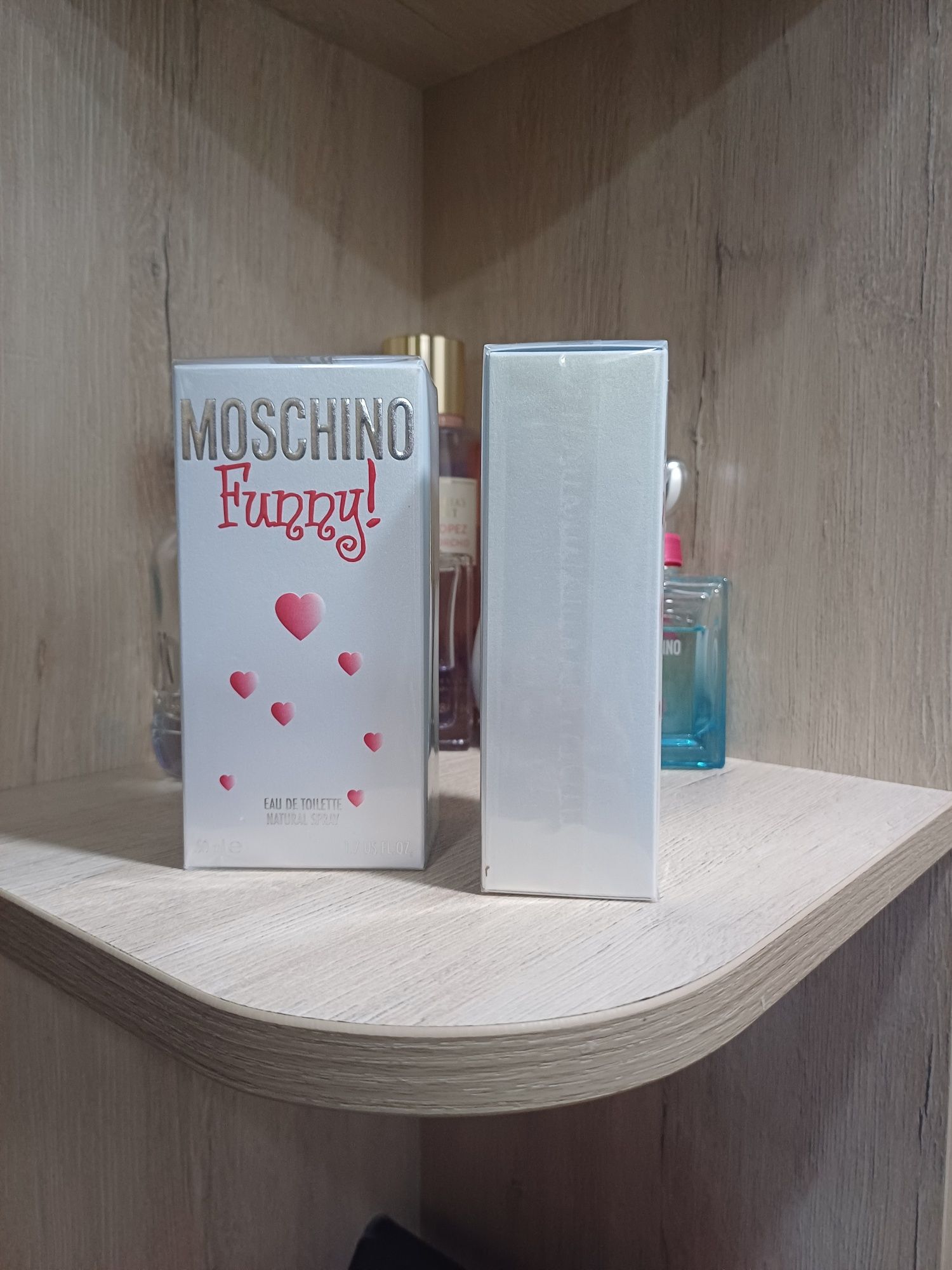 Продается парфюм Moschino funny оригинал