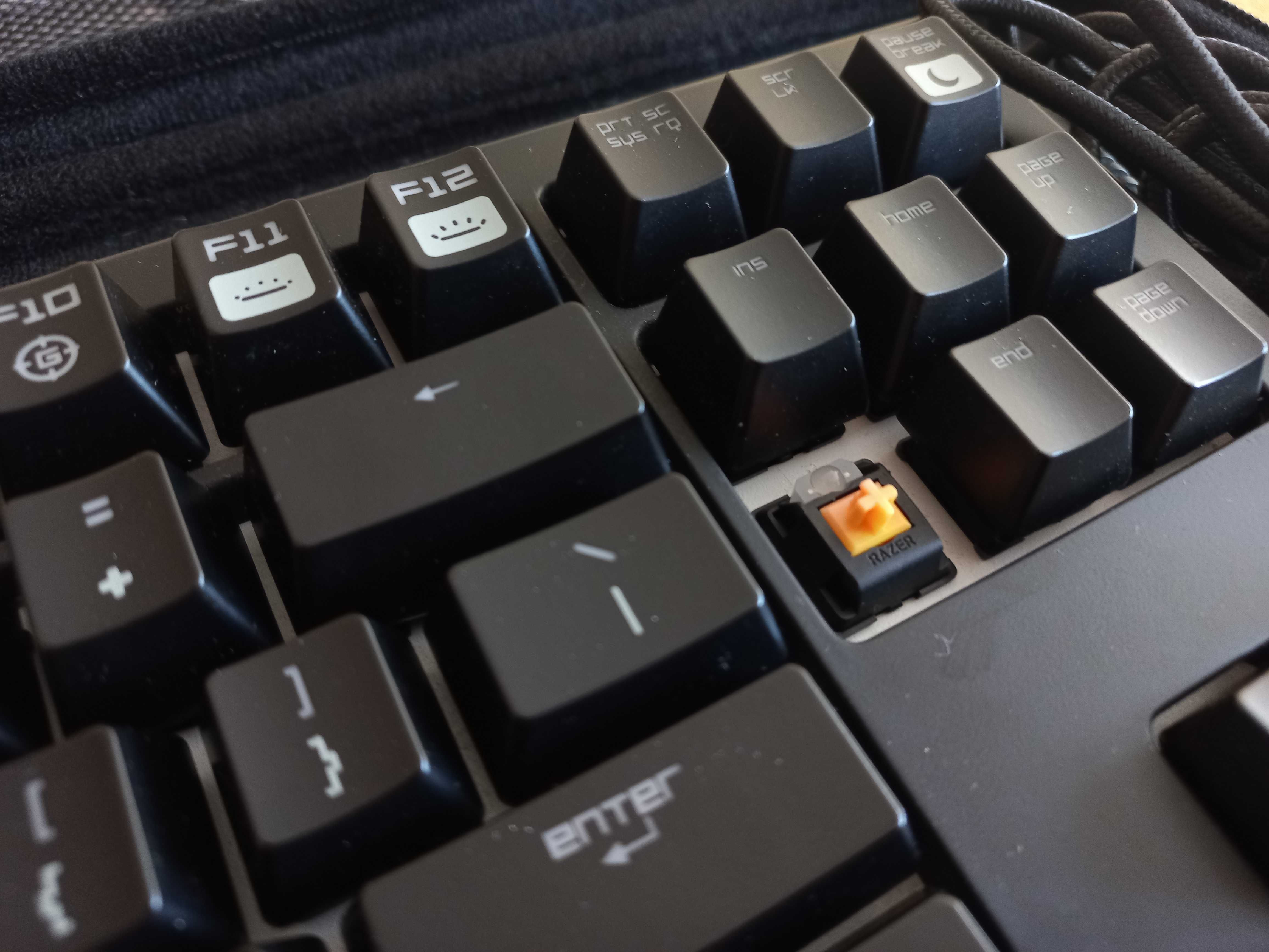 Клавиартура Razer Blackwidow Chroma Stealth (Tournament Edition)