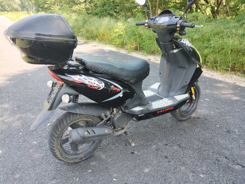 Scuter Tauris Fuego 2015 3000km!