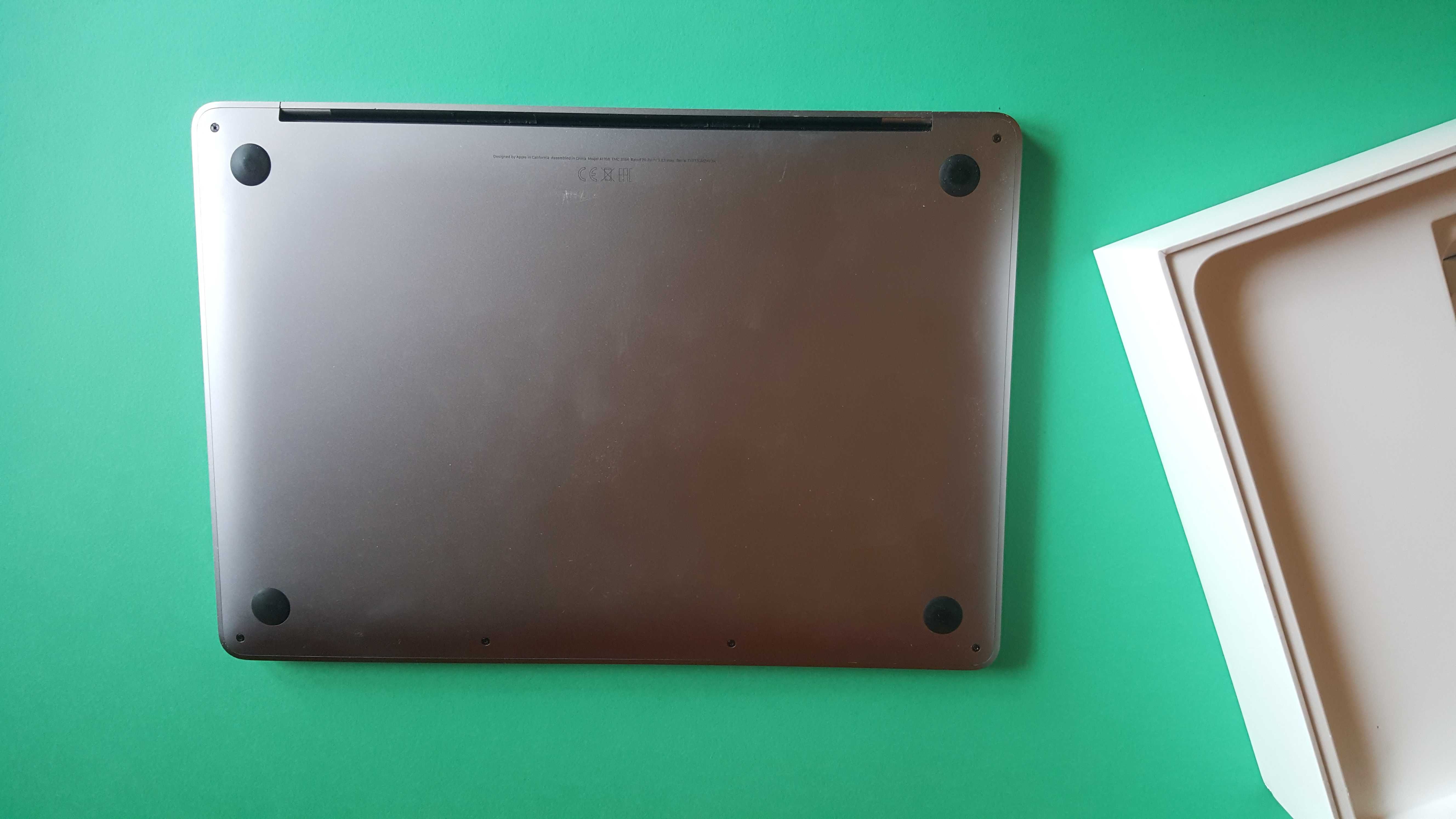 Apple Macbook PRO 13 2017 I5 16GB 512GB SSD с гаранция A1708