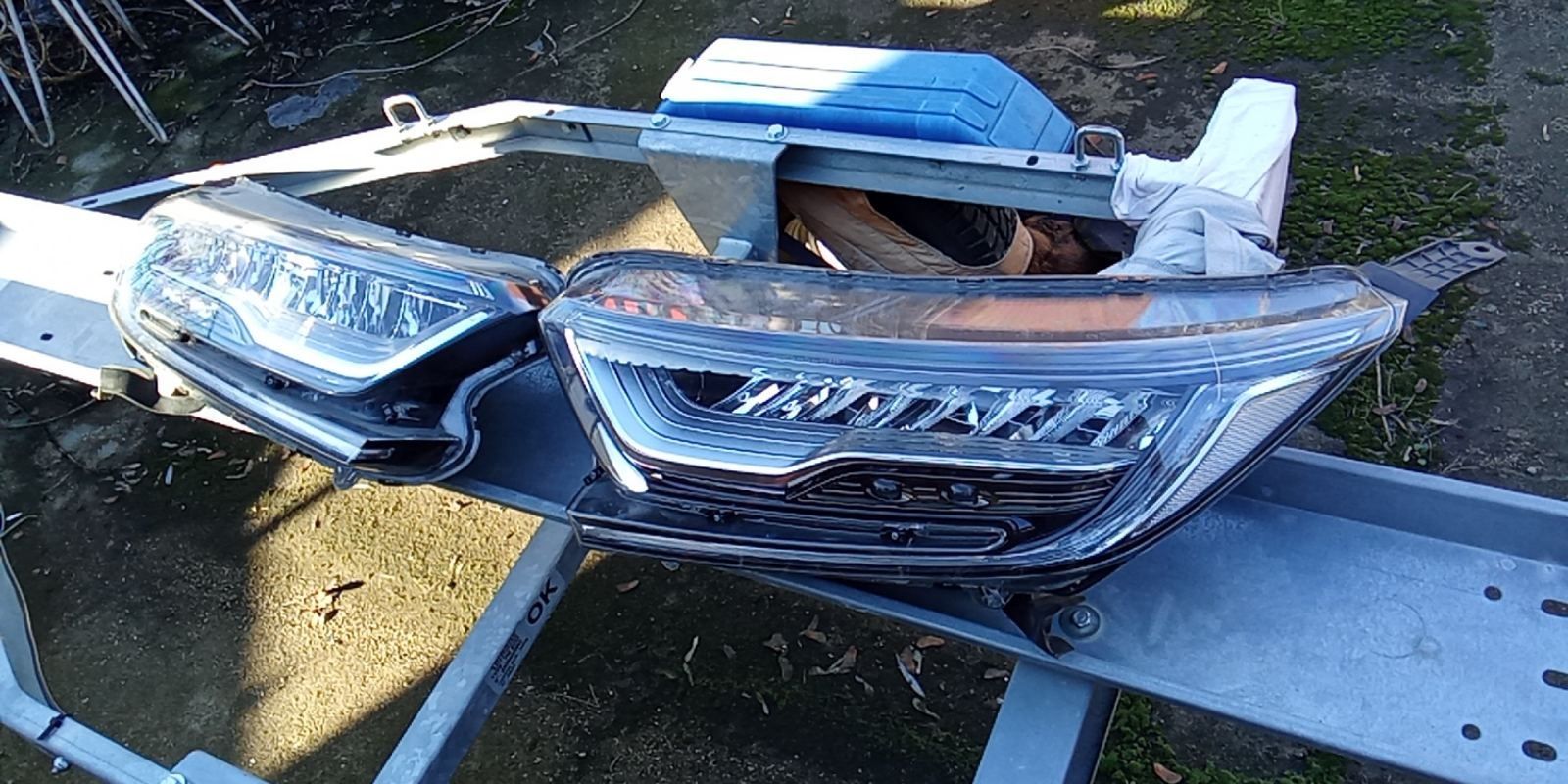 Фарове за Honda CR-V  2017-2023