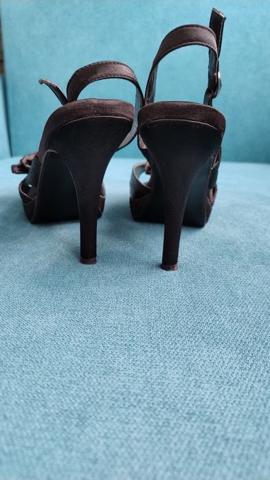 Sandale negre elegante 38