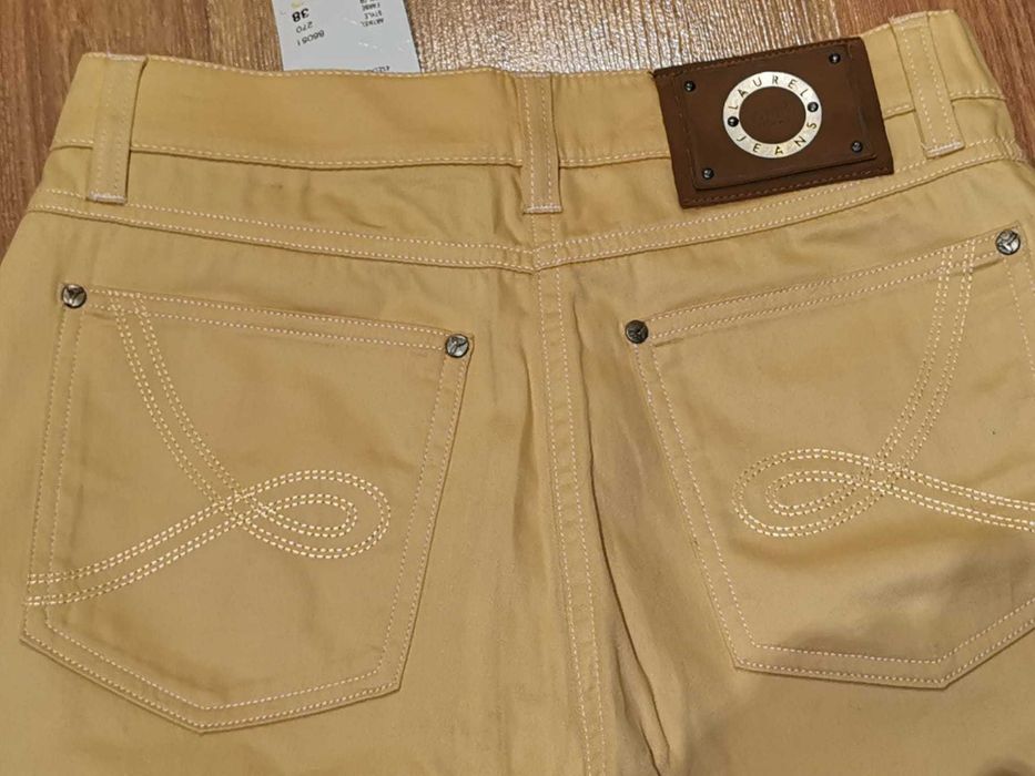 Jeans Laurel (Escada), noi (eticheta),bumbac, made in Italy, mar. 38