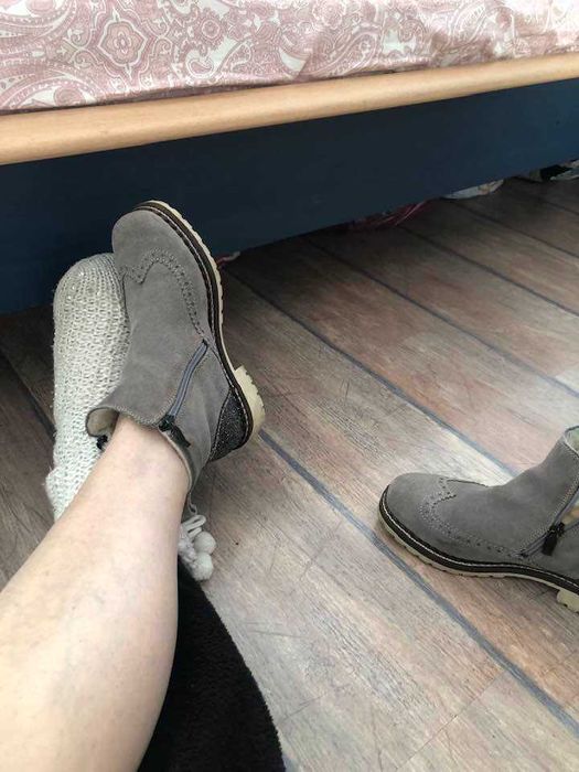 боти от естествен велур Tamaris