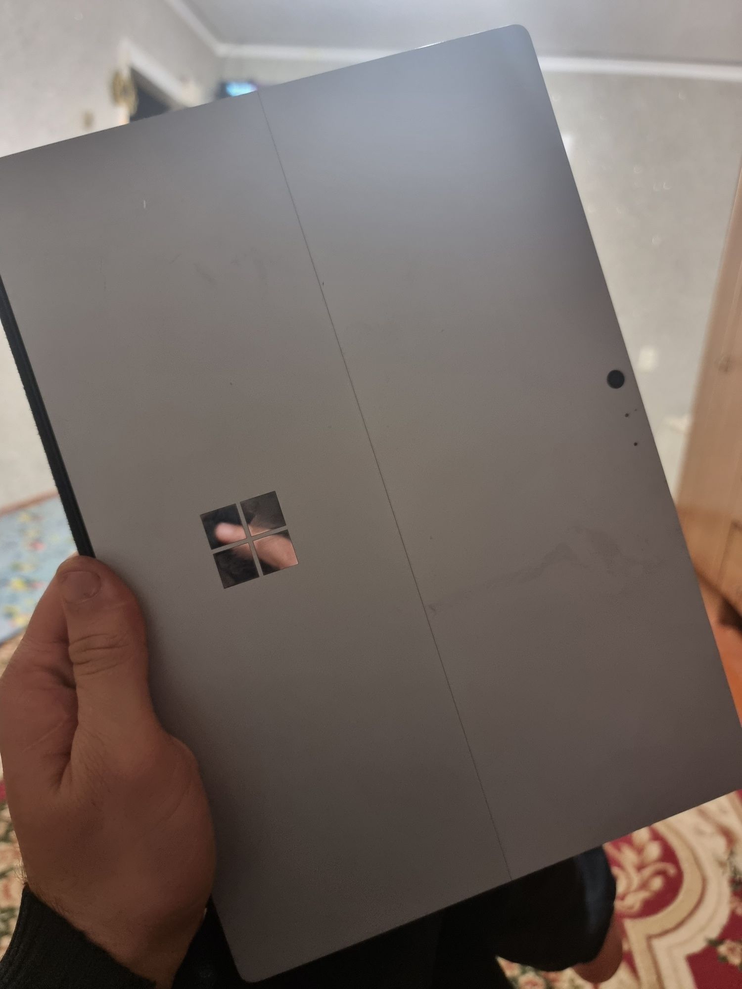 Surface 4 pro 128 ssd 4 gb 4yadrney batareyka 3.5.4 soat Madi in korea