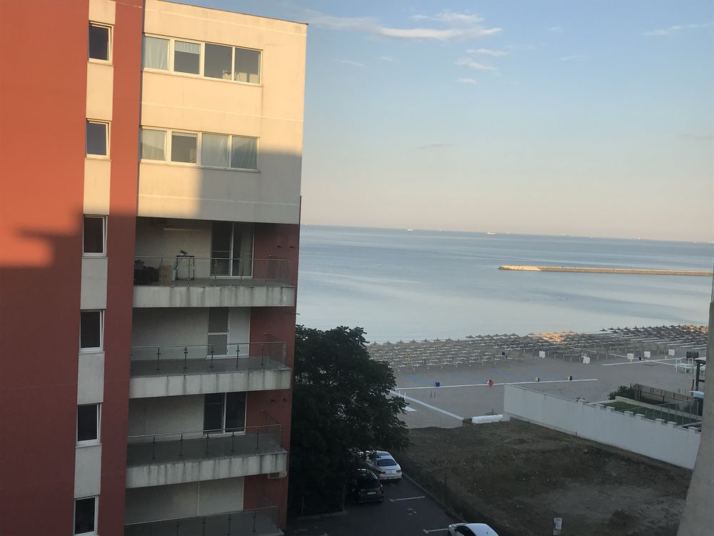 Cazare Apartament MAMAIA cu vedere frontala la mare