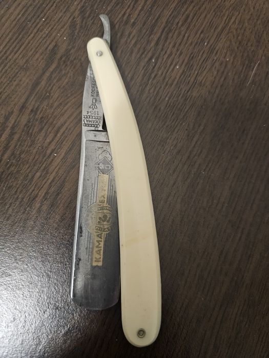 Briciuri  2 buc: Kama  Extra  an 1954 si  Solingen Wilhelm Hulsen.