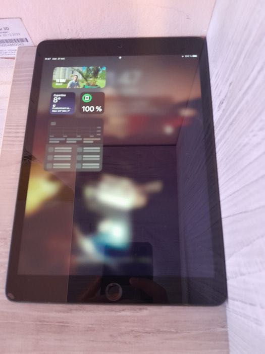 IPad  10.2 generația 9 a