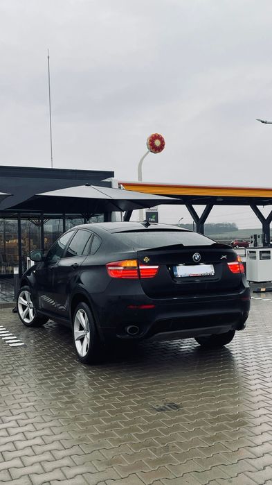 Vând BMW X6 Xdrive 2012 Negru Mat