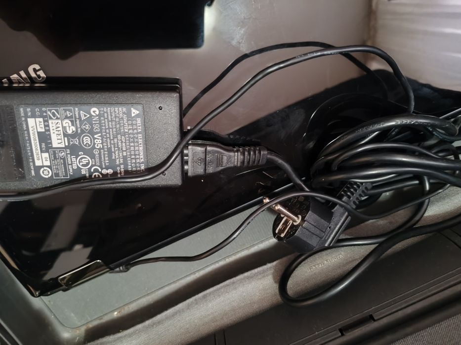 Samsung rc739 laptop