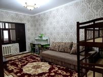 Юнусобод 12 кварталда квартира сотилади, 2 хонали, 3 хона қилинган.