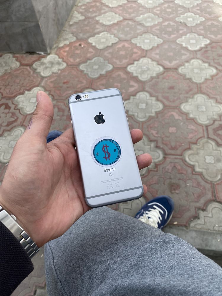 Iphone 6s в отличном состояние ремонте не был.!