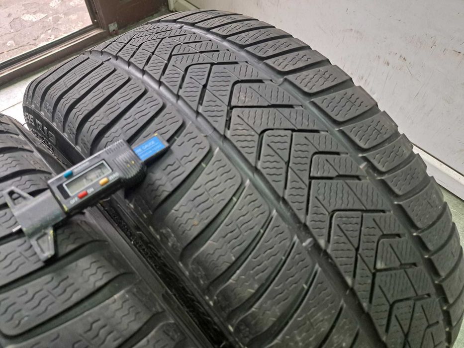 2 anvelope 245/40 R19 Pirelli runflat