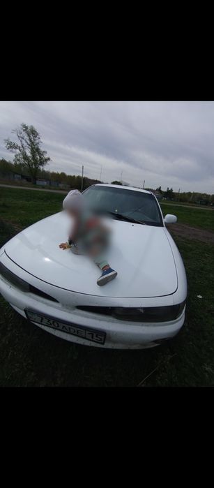 Продам машину Митсубиси Галант