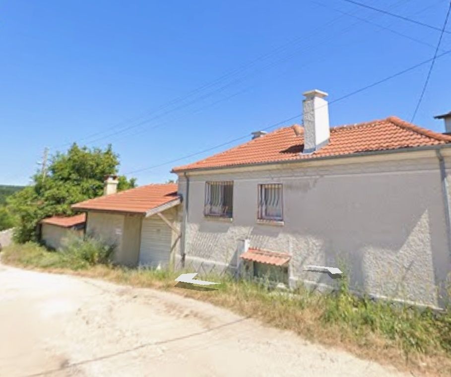 Дава се под наем Къща в с. Близнаци, Област Варна - 150 кв.м за 408 € - Снимка #2
