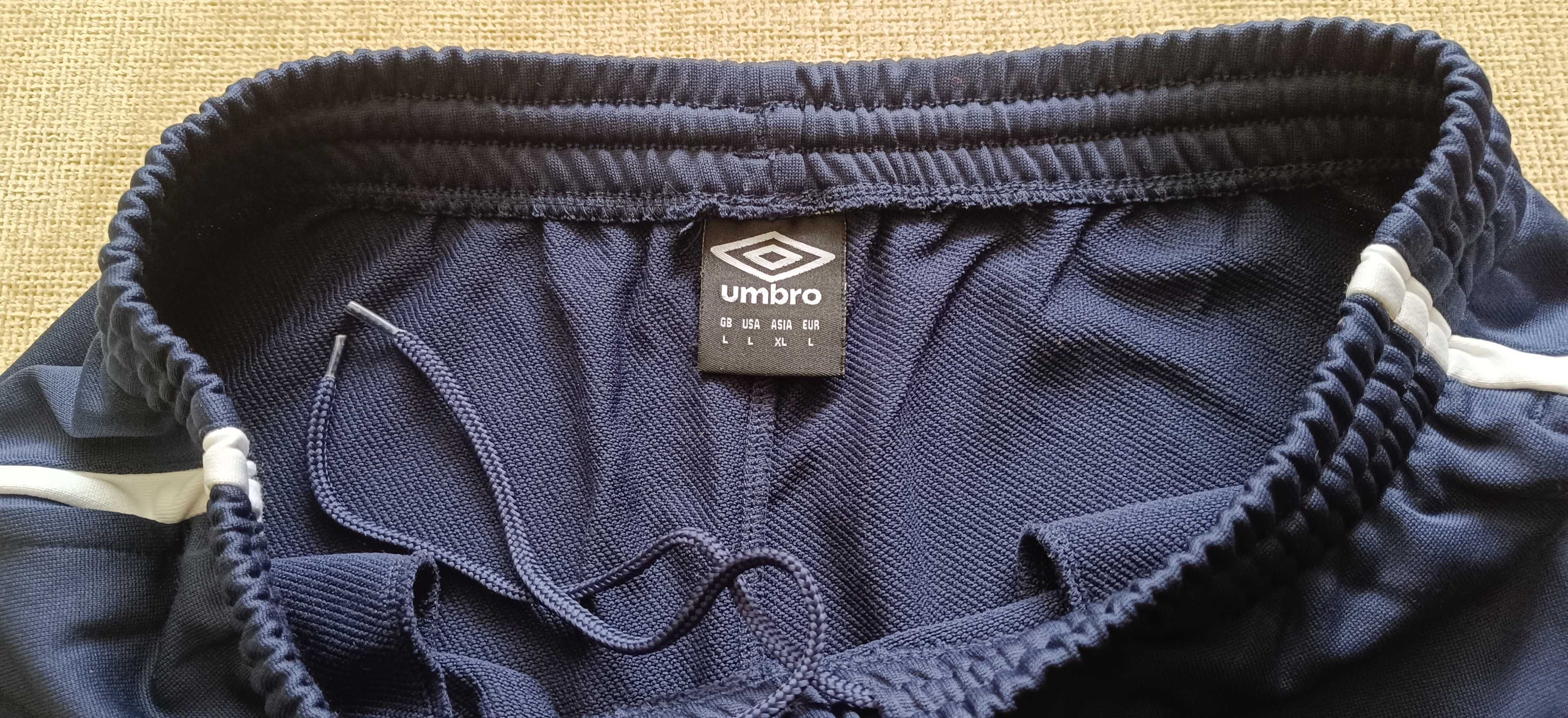 Спортно долнище анцуг UMBRO. Размер L. Ново.