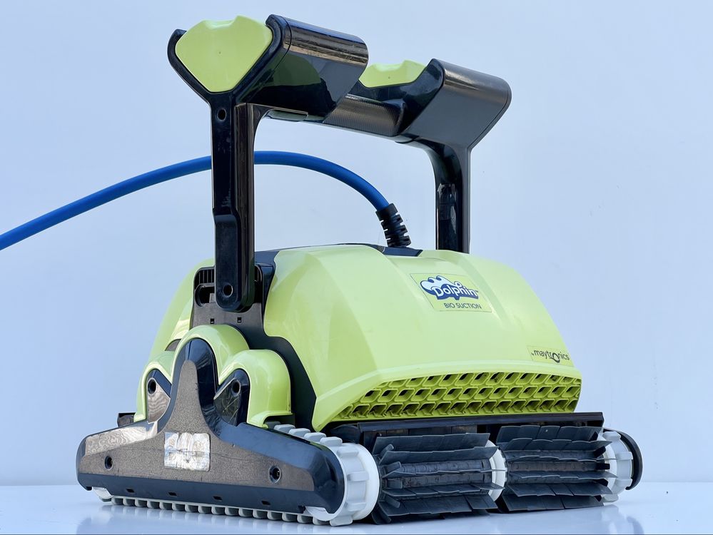 Robot de piscină Dolphin BIO Suction