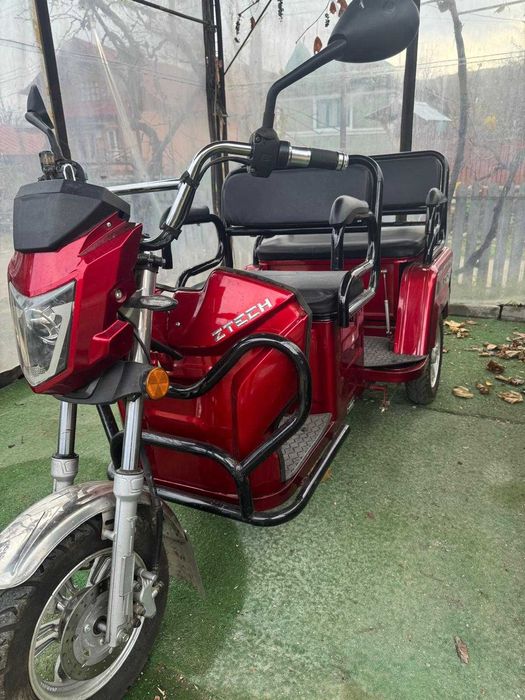 Vand triciclu electric